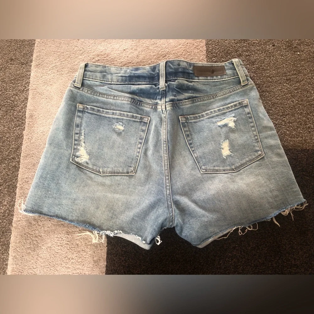 Treasure & Bond Distressed Denim Shorts - Blue
